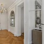 Luxury 5 Bed Residence - Opposite Arc De Triomphe