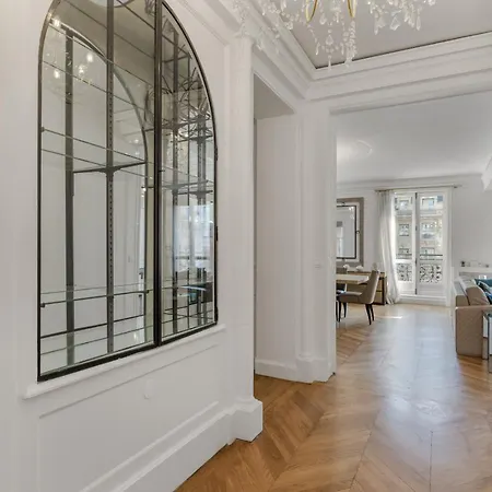 Luxury 5 Bed - Opposite Arc De Triomphe * Parigi
