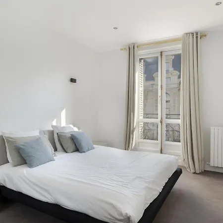 Appartamento Luxury 5 Bed - Opposite Arc De Triomphe *