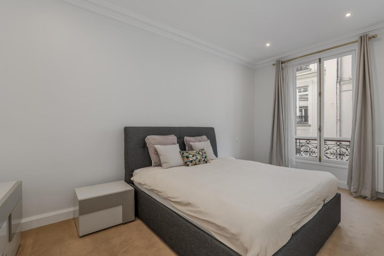 Luxury 5 Bed - Opposite Arc De Triomphe Parigi