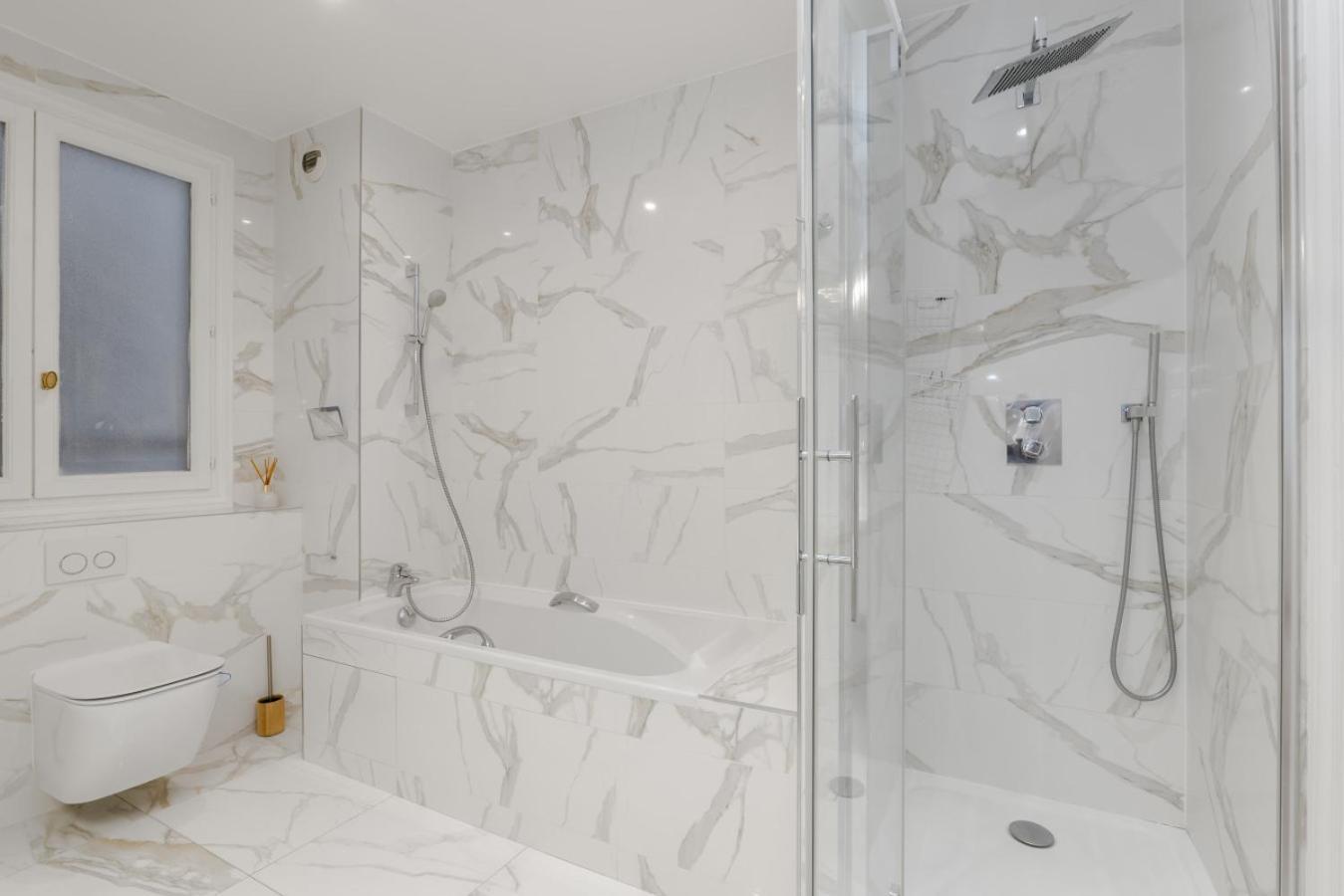 Luxury 5 Bed - Opposite Arc De Triomphe Appartamento