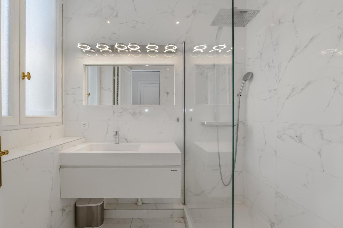 Luxury 5 Bed - Opposite Arc De Triomphe Appartamento *