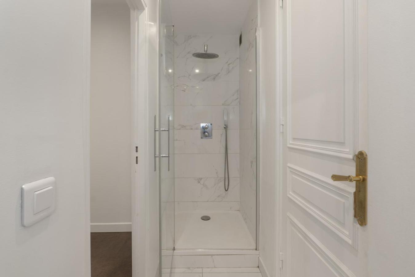 Appartamento Luxury 5 Bed - Opposite Arc De Triomphe *